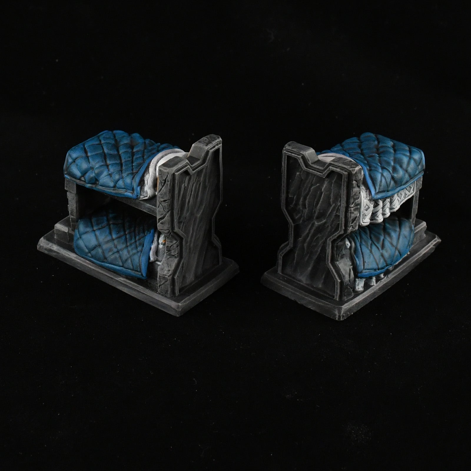 Dwarf Stone Bunk Beds