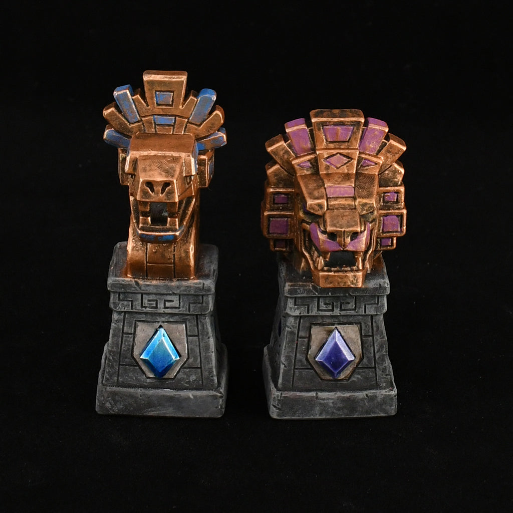 Loa Puzzle Statues