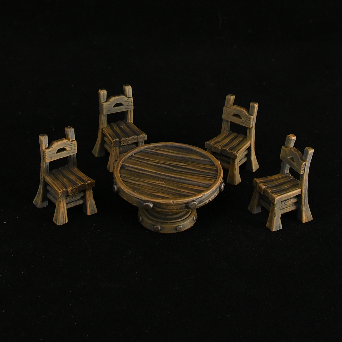 4 Humans Table Human Table and Chairs – Galladoria Games