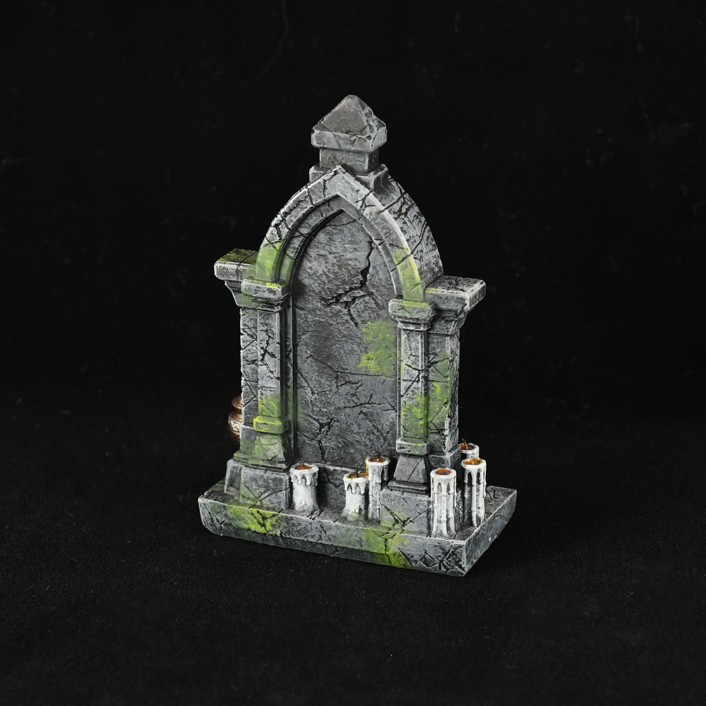Vraewyn Large Shrine