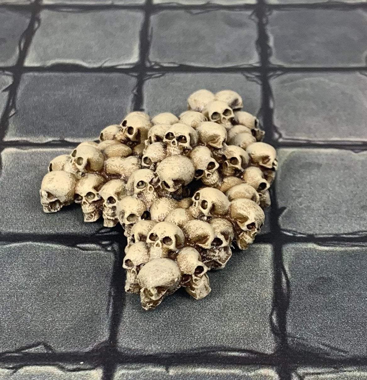 Forge Prints Unpainted Skull Pile