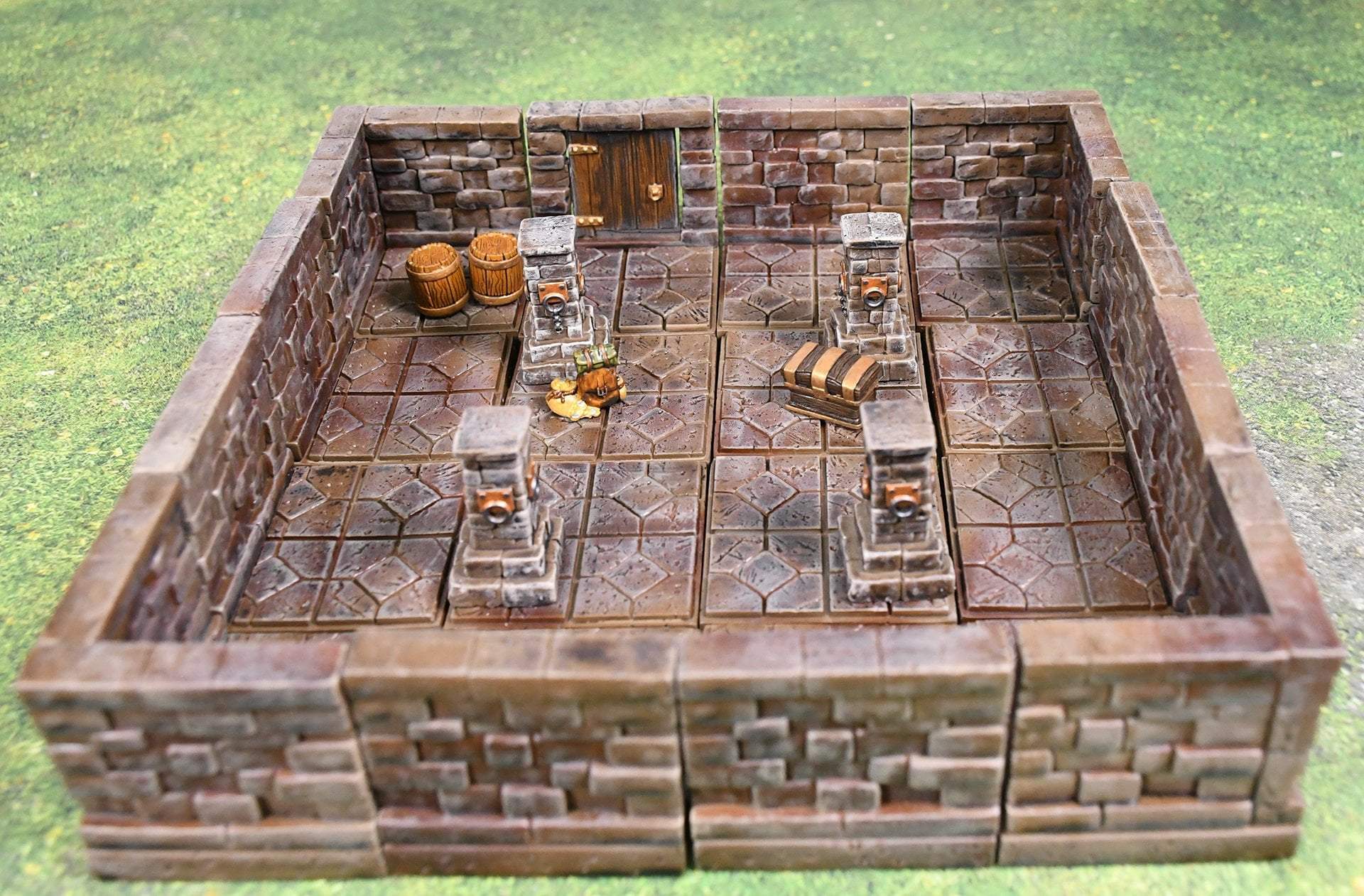 Galladoria Games Desert Stone Talroth Starter Dungeon Kit